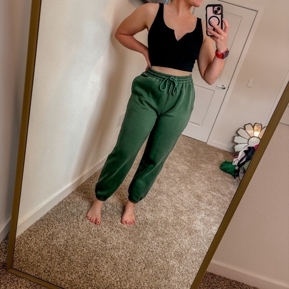 Princess Polly green sweats size us 6 - Picture 12 of 13